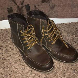 Crevo Footwear Shoes/Boot